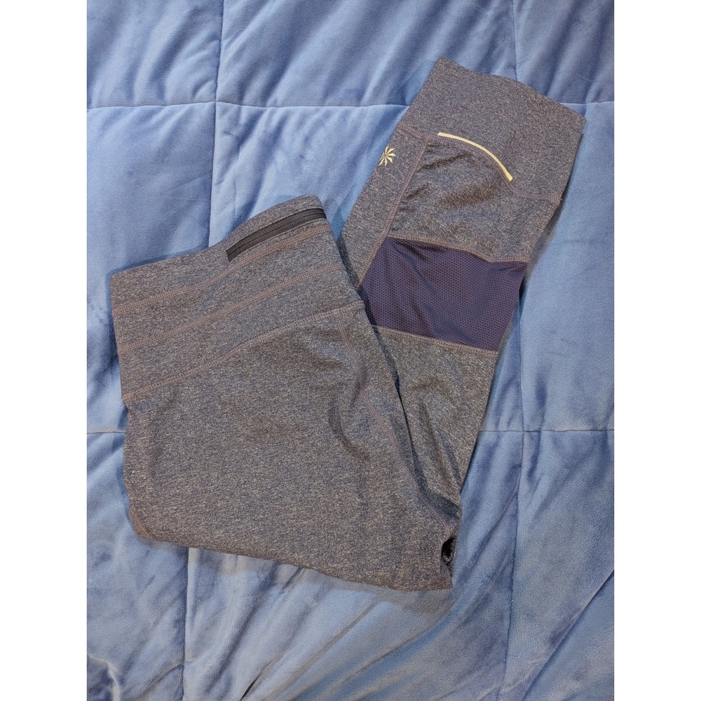 Athleta Relay Capri Reflective Leggings Blue Purple Mesh Pockets - Size M
